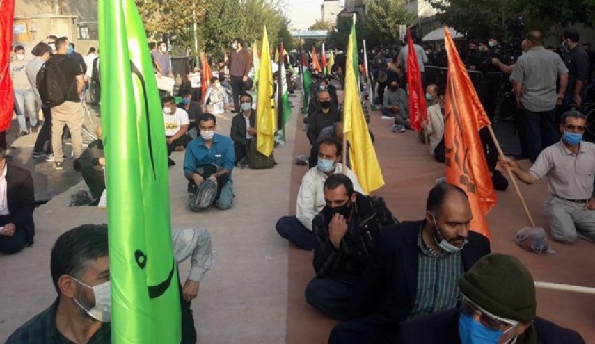 خشم مردم ایران از گستاخی ماکرون/ اخراج سفیر فرانسه در پاسخ به وقاحت مکرون