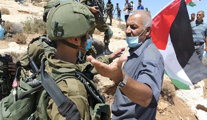 الاحتلال يقتحم بيت دجن شرق نابلس واندلاع مواجهات مع المواطنين