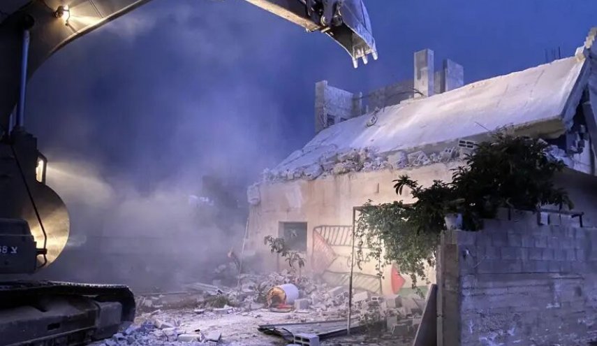 تخریب منزل یک فلسطینی توسط اشغالگران صهیونیست

