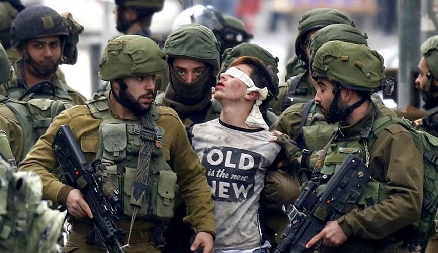 نظامیان صهیونیست ۸ فلسطینی را دستگیر کردند/ دستگیری یک خبرنگار زن فلسطینی در کرانه باختری