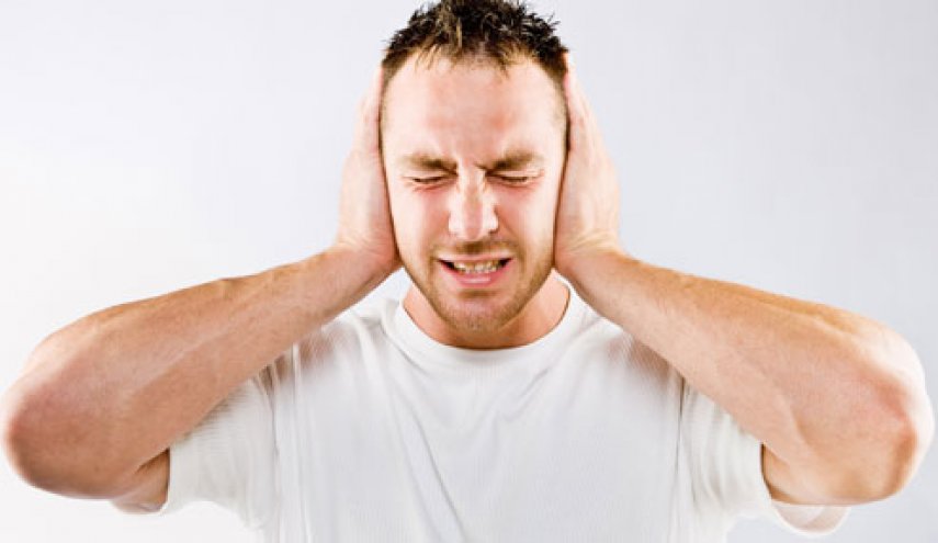 دراسة تثبت تأثير فيروس كورونا على طنين الأذن