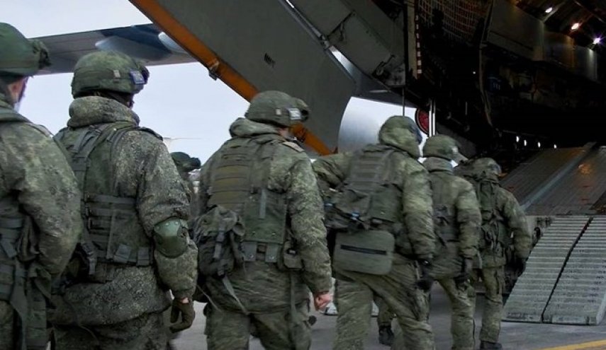 فرود نیروهای حافظ صلح و تجهیزات نظامی ارتش روسیه در ارمنستان
