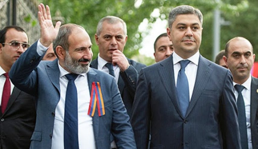 أرمينيا تعلن إفشال محاولة انقلاب واغتيال رئيس الوزراء 