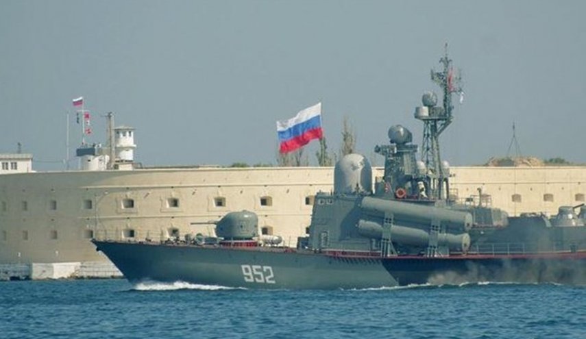 أول رد من امريكا على ملاحقة روسيا لمدمرتها في بحر اليابان
