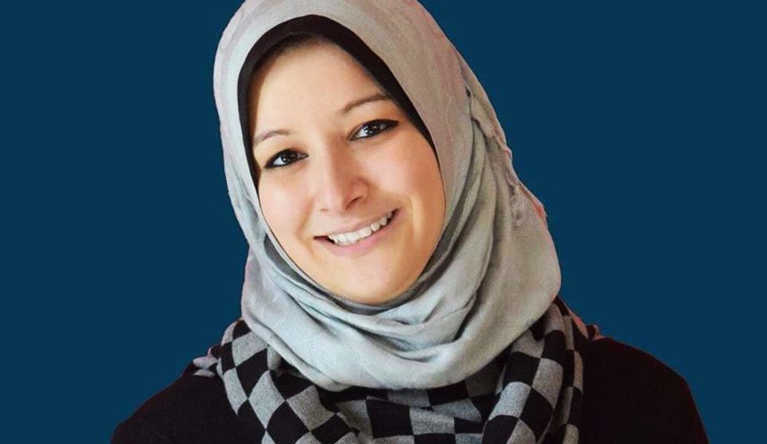 صحافية فلسطينية تحصد جائزة دولية لعملها الصحفي