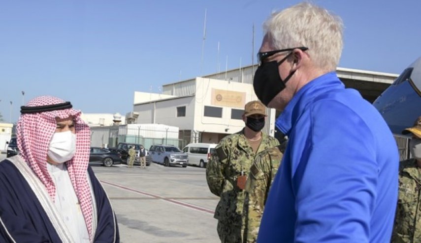 در سکوت خبری؛ رئیس پنتاگون با همتای خود در بحرین دیدار کرد