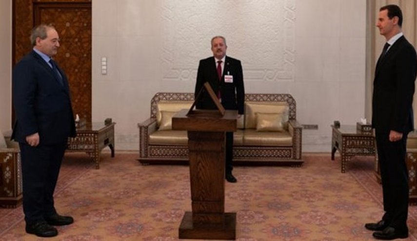 وزیر خارجه سوریه و سفیر جدید این کشور در ایران، مقابل «اسد» سوگند خوردند