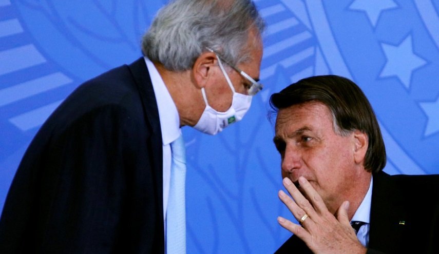 الرئيس البرازيلي يشكك في فاعلية لقاحات كورونا 