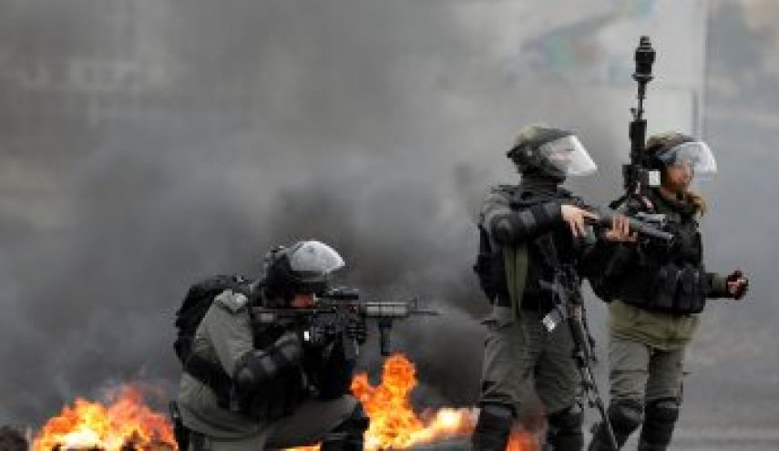 الاحتلال الإسرائيلى يعتقل 10 فلسطينيين من الضفة الغربية