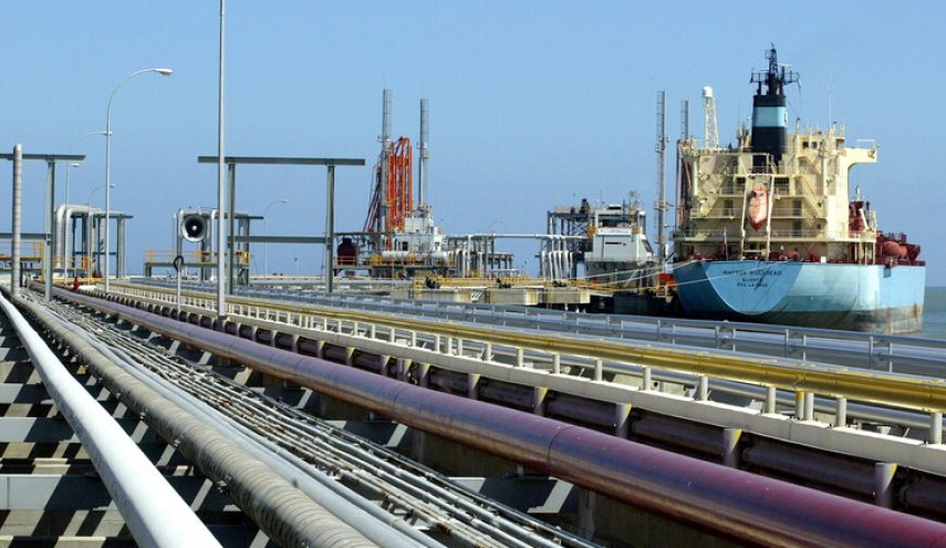 فنزويلا تستأنف بيع النفط للصين رغم العقوبات الأمريكية