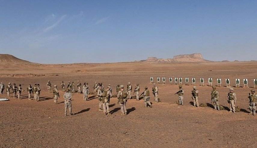 تمرینات مشترک عربستان و آمریکا در منطقه شمالی عربستان
