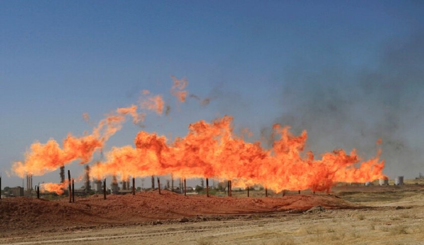 حريق داخل حقل خباز النفطي جراء تفجيرين في كركوك
