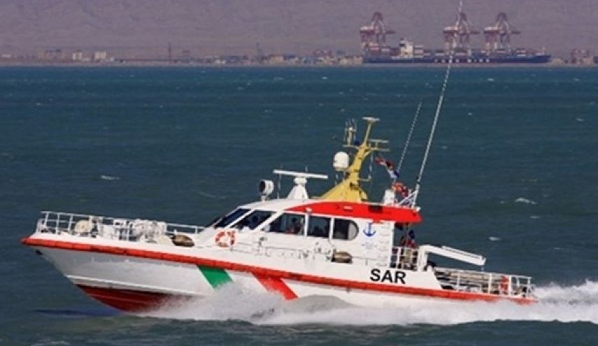 ايران.. انقاذ طاقم سفينة صيد بعد 14 ساعة من البحث