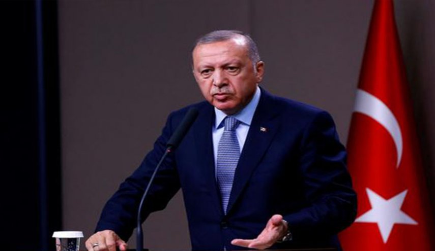 أردوغان يرد على العقوبات الأمريكية بشأن 