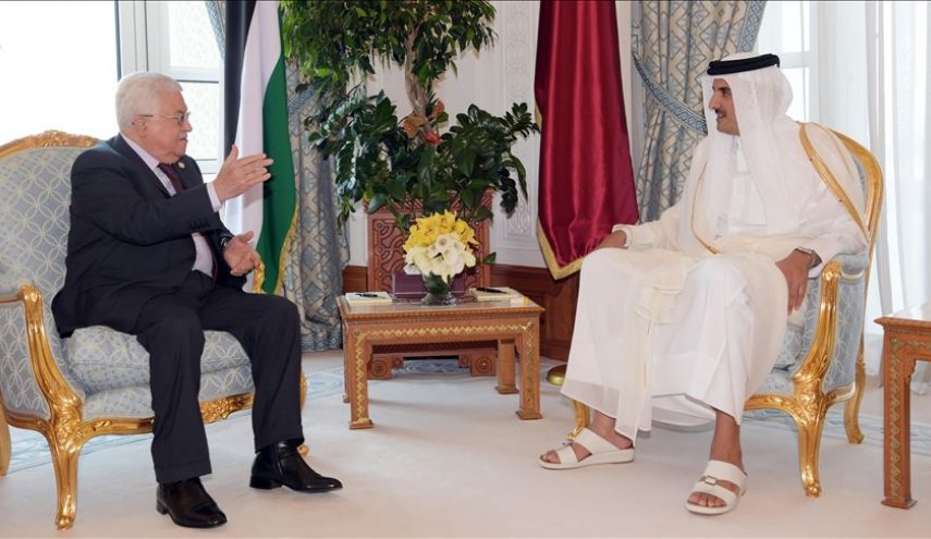 محمود عباس يزور قطر لبحث مستجدات القضية الفلسطينية