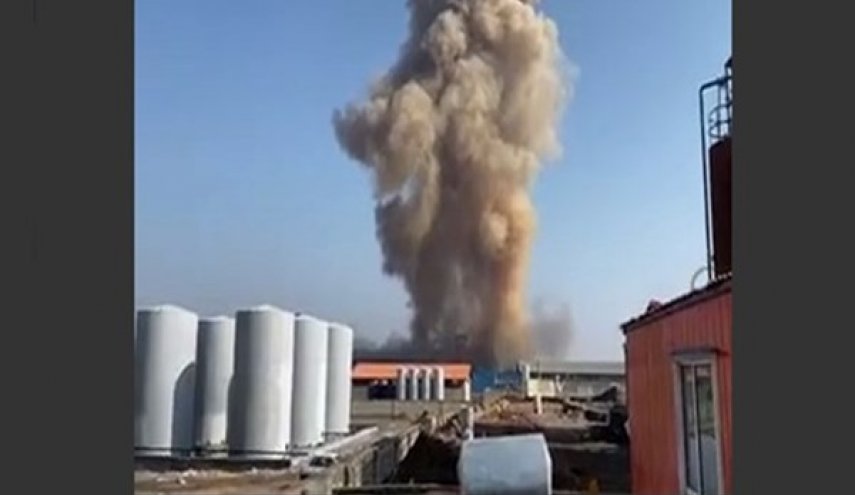 مصرع 2 واصابة 10 في حريق بوحدة صناعية جنوب طهران