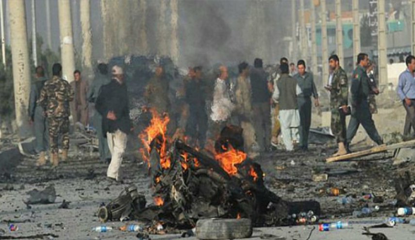 مقتل 15 مدنيا على الأقل بانفجار وسط أفغانستان