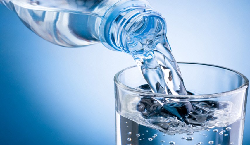 هل يمكن ان نشرب الماء بصورة خاطئة؟