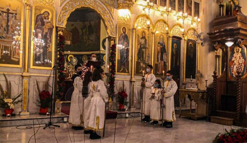 بالصور.. قداديس وصلوات للطوائف المسيحية السورية احتفالا بعيد الميلاد