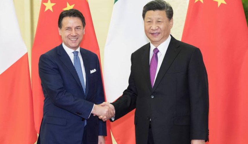 الصين تؤكد أهمية تعزيز التعاون مع إيطاليا
