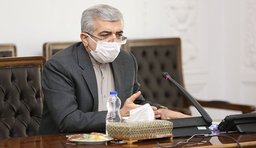 العراق يسلم إيران 700 مليون دولار من مستحقات الكهرباء والغاز
