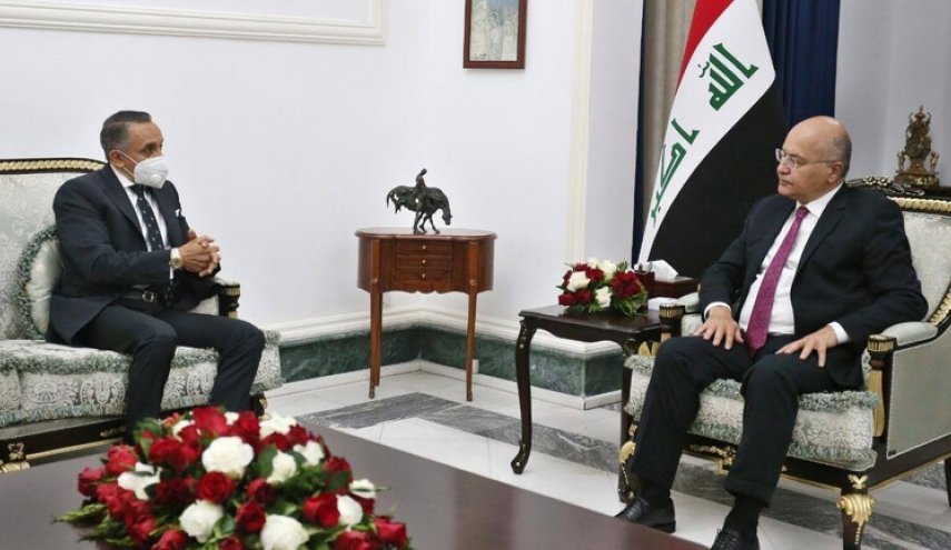 الرئيس العراقي يستقبل السفير المصري لدى بغداد