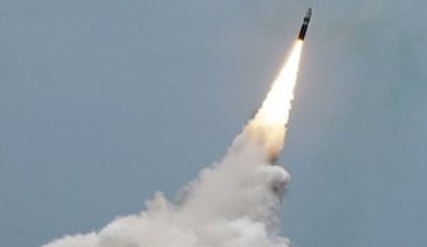 نیروی دریایی پاکستان سامانه موشکی زمین به هوا آزمایش کرد