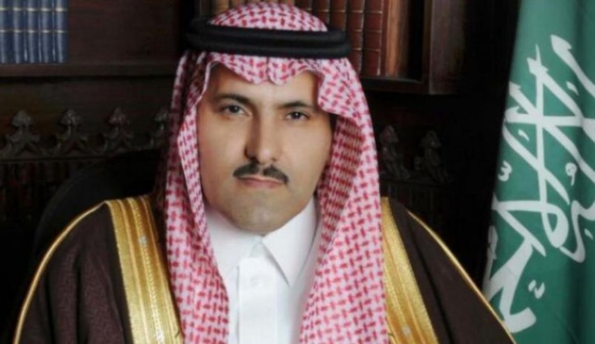 سفير السعودية انصرف عن ركوب طائرة حكومة هادي قبيل لحظات من اقلاعها