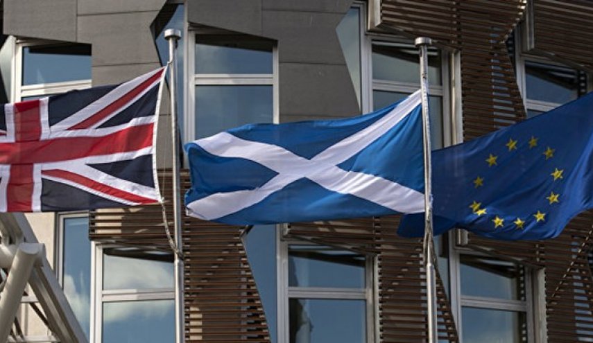 با رسمی شدن برگزیت، اسکاتلند دوباره ساز جدایی از لندن را کوک کرد

