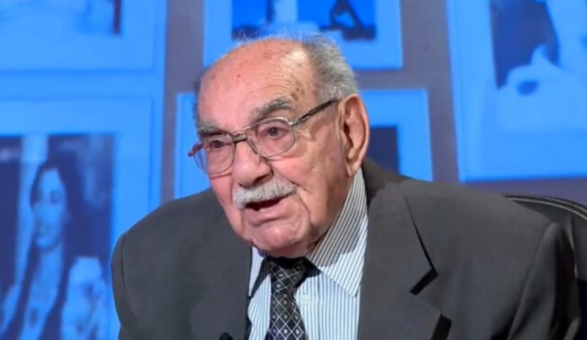 وفاة الشاعر العراقي ألفريد سمعان عن عمر ناهز 92 عاما
