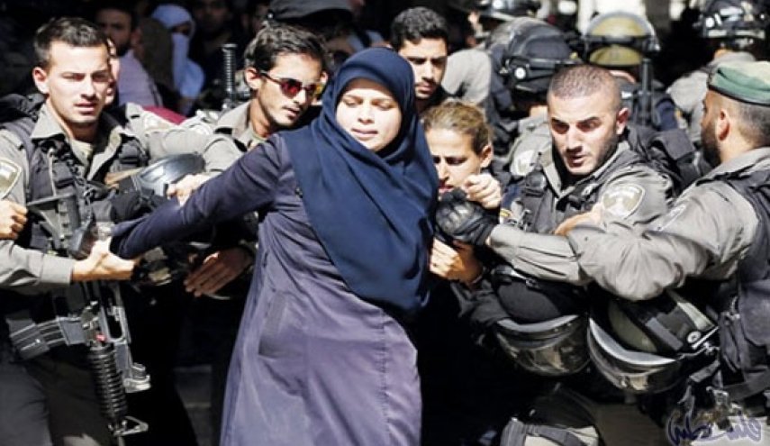 الاحتلال يواصل استهداف النساء والفتيات..118 اعتقالا في 2020