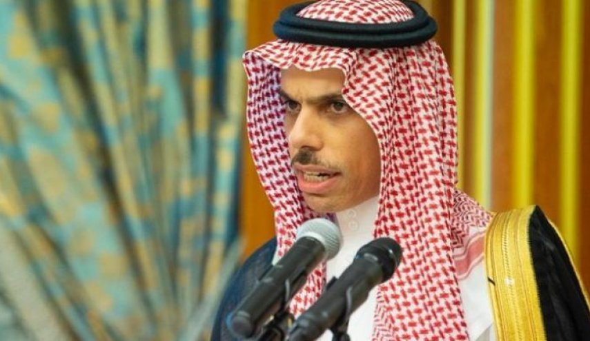 مذيعة أمريكية تحرج وزير الخارجية السعودي بسؤال عن الشروط الـ13