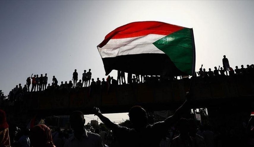 تجمع المهنيين السودانيين يعلن ’التصعيد الثوري’ ضد السلطة قريبا