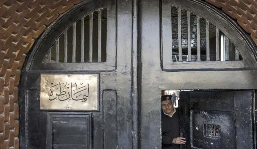 منظمة حقوقية: محتجزون سياسيون مصريون لم يروا النور منذ 110 أيام