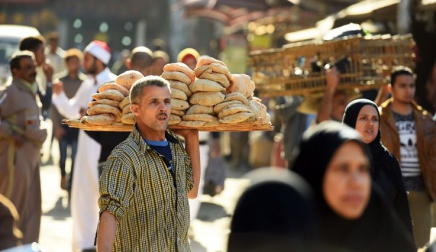 الشارع المصري يترقب ارتفاع الأسعار بعد قرار الحكومة 
