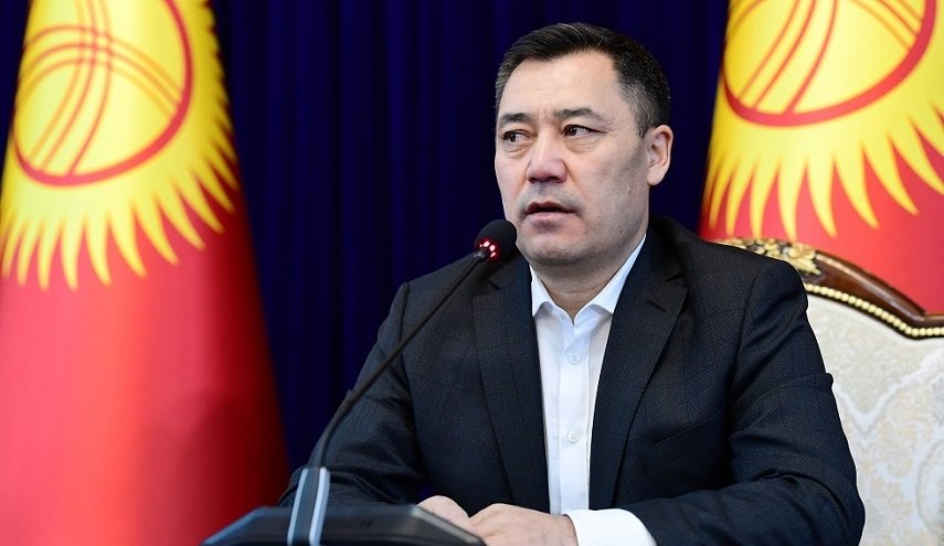 رئيس قرغيزستان الجديد يتخلى عن موكب السيارات وعن المأدبة عند التنصيب