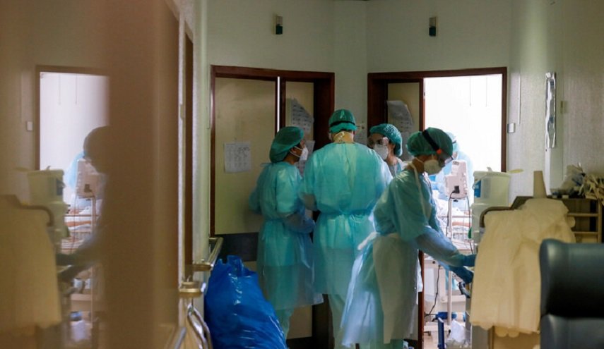 مستشفيات البرتغال تواجه 'حربا' مع الزيادة الحادة في إصابات كورونا