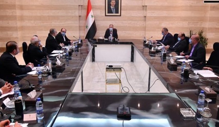 عرنوس يبحث تعزيز العلاقات مع مجلس إدارة غرفة التجارة السورية الإيرانية