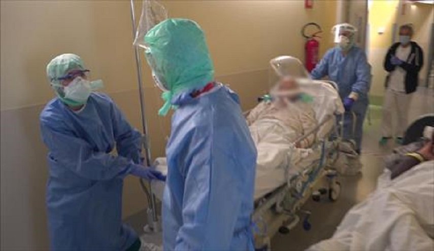 إيطاليا تسجل 8562 إصابة و420 وفاة جديدة بفيروس كورونا