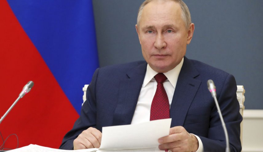 پوتین از عقب‌ نشینی کرونا در روسیه خبر داد
