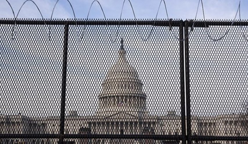 درخواست پلیس آمریکا برای دائمی‌شدن حصارهای امنیتی کنگره