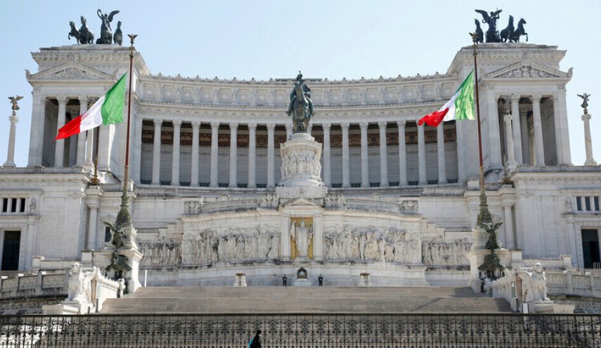 إيطاليا.. مفاوضات يوم الاثنين لتشكيل الحكومة