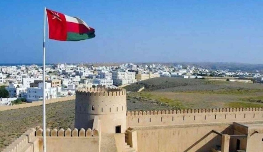 سلطنة عمان تمدد إغلاق حدودها البرية لمدة أسبوع آخر