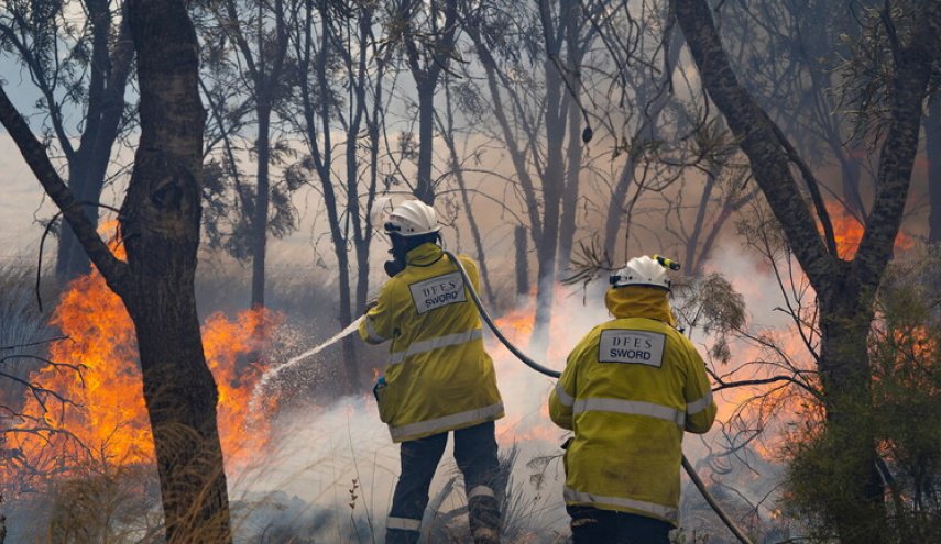 أستراليا.. حريق يدمر نحو 30 منزلا