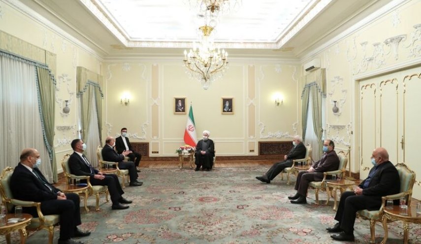 روحانی: روابط استراتژیک ایران و عراق امنیت و ثبات منطقه را تضمین می‌کند