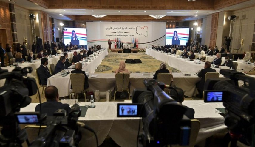 حكومة شرق ليبيا تعلن شرط تسليم السلطة إلى المجلس الرئاسي الجديد
