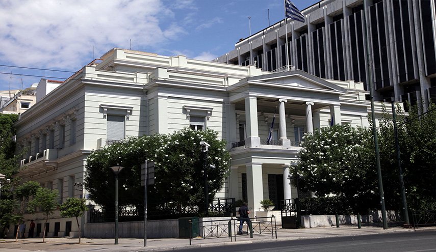 اليونان تفتح سفارة في طرابلس وقنصلية في بنغازي