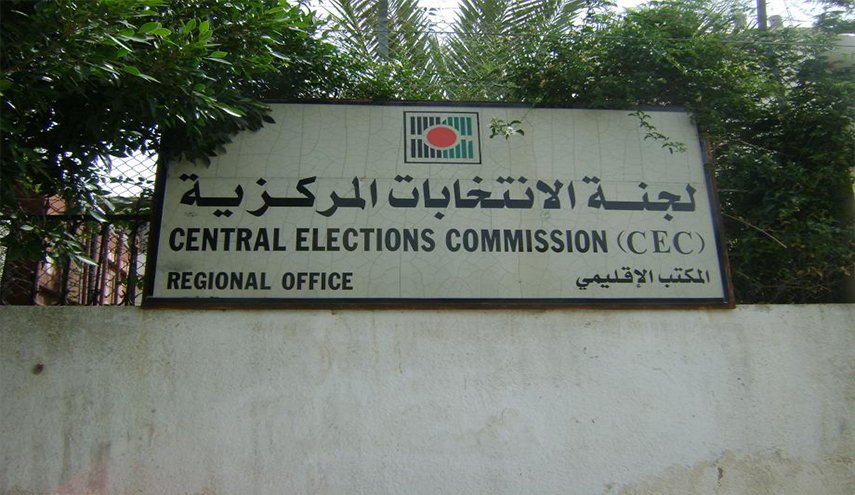 وفد لجنة الانتخابات يصل الى غزة الثلاثاء