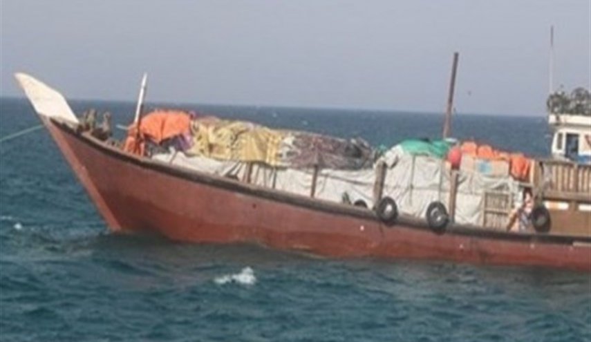 توقیف ۲ کشتی حامل کالای قاچاق در خلیج فارس