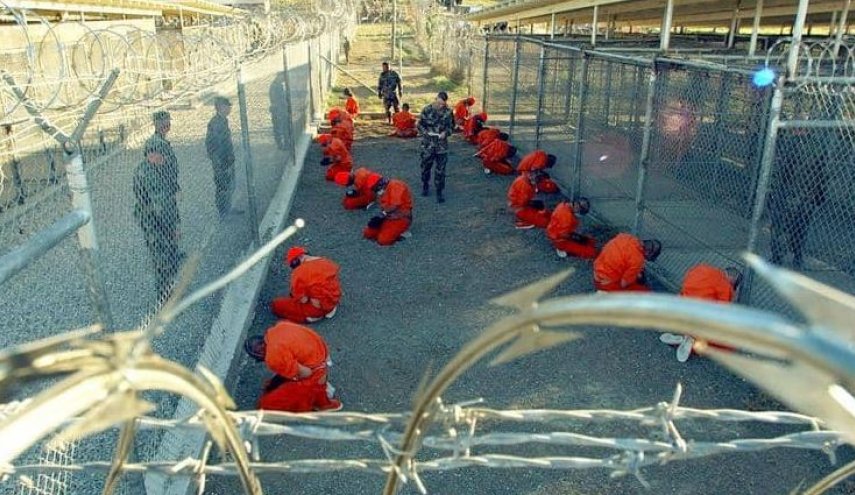 الإدارة الأمريكية تبدأ مراجعة تهدف لإغلاق معتقل جوانتانامو